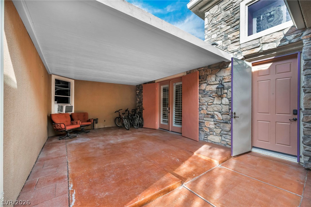 8114 Villa Del Cielo Street Las Vegas NV 89131