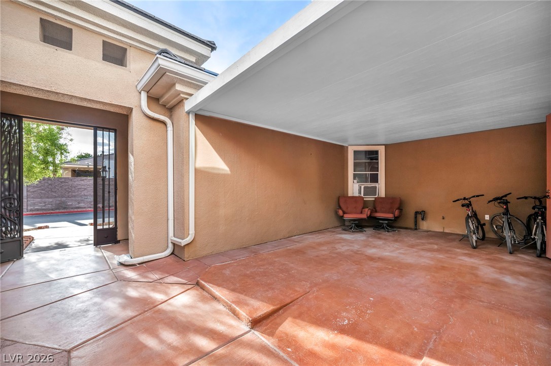 8114 Villa Del Cielo Street Las Vegas NV 89131