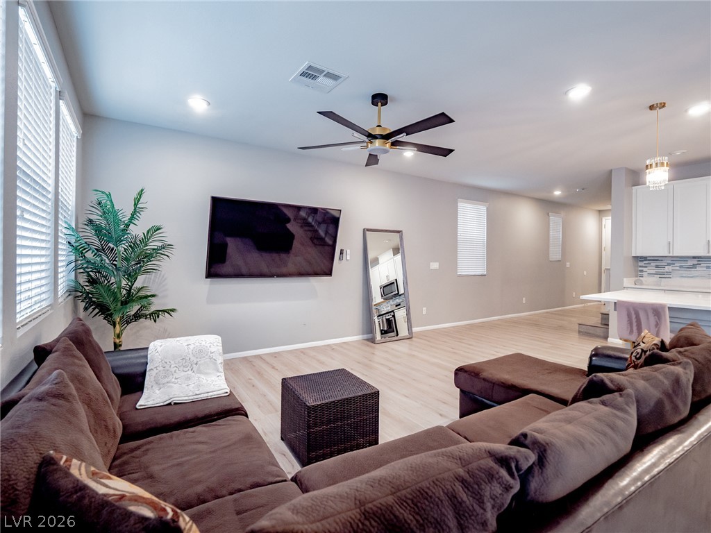 7746 Alder Landing Street Las Vegas NV 89113