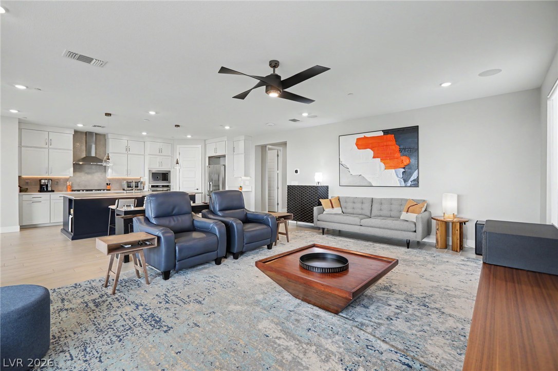 6412 Belgrossa Bend Street Las Vegas NV 89166