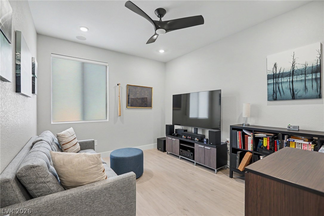 6412 Belgrossa Bend Street Las Vegas NV 89166