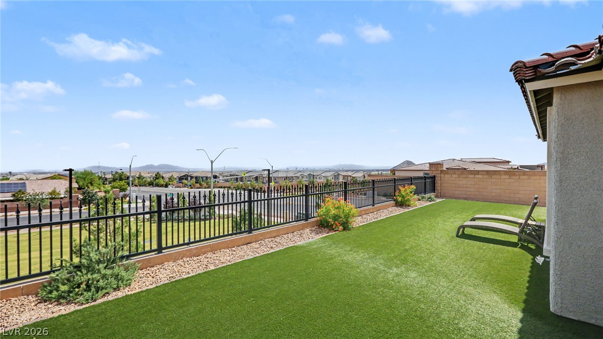 6412 Belgrossa Bend Street Las Vegas NV 89166