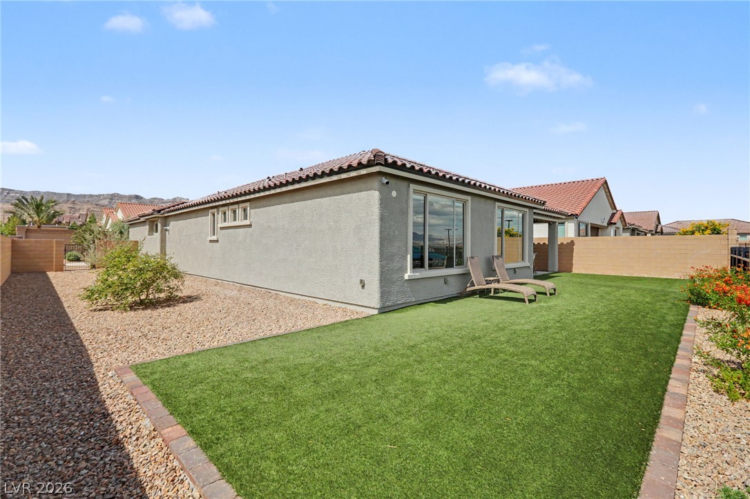 6412 Belgrossa Bend Street Las Vegas NV 89166