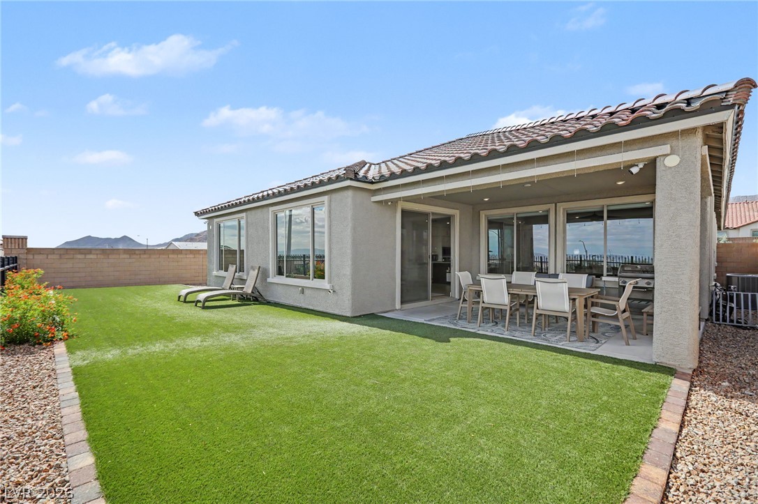 6412 Belgrossa Bend Street Las Vegas NV 89166