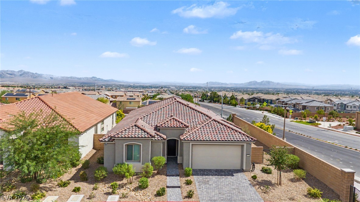 6412 Belgrossa Bend Street Las Vegas NV 89166