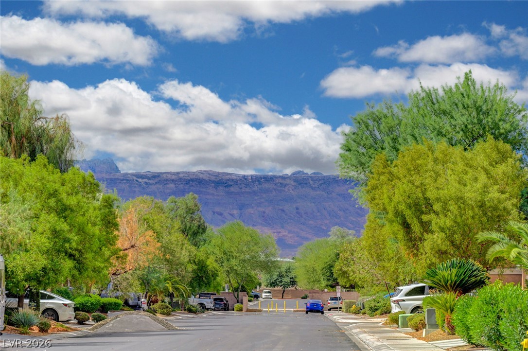 8089 Cape Flattery Avenue Las Vegas NV 89147