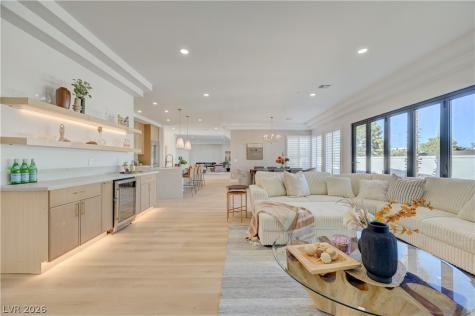 2290 Casa Bella Court Las Vegas NV 89117