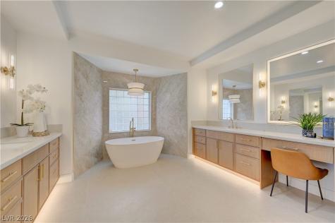 2290 Casa Bella Court Las Vegas NV 89117