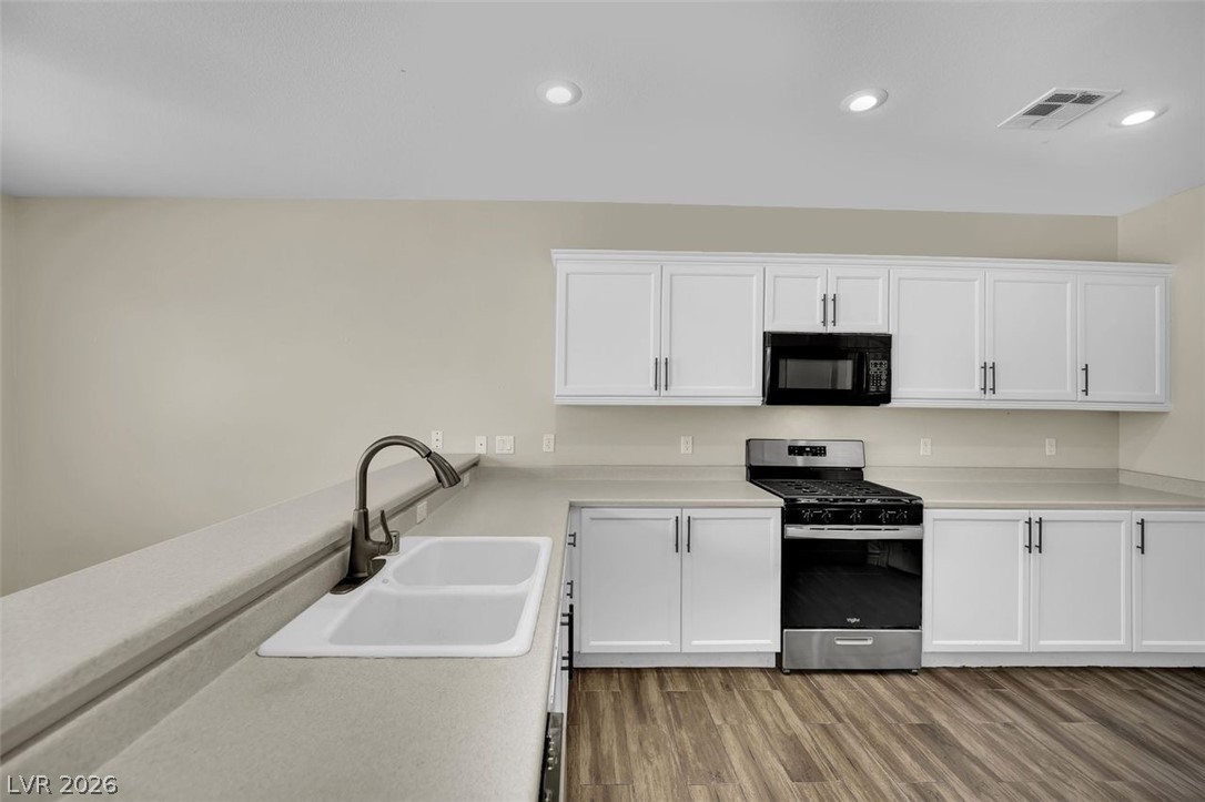 9782 Valmeyer Avenue Las Vegas NV 89148