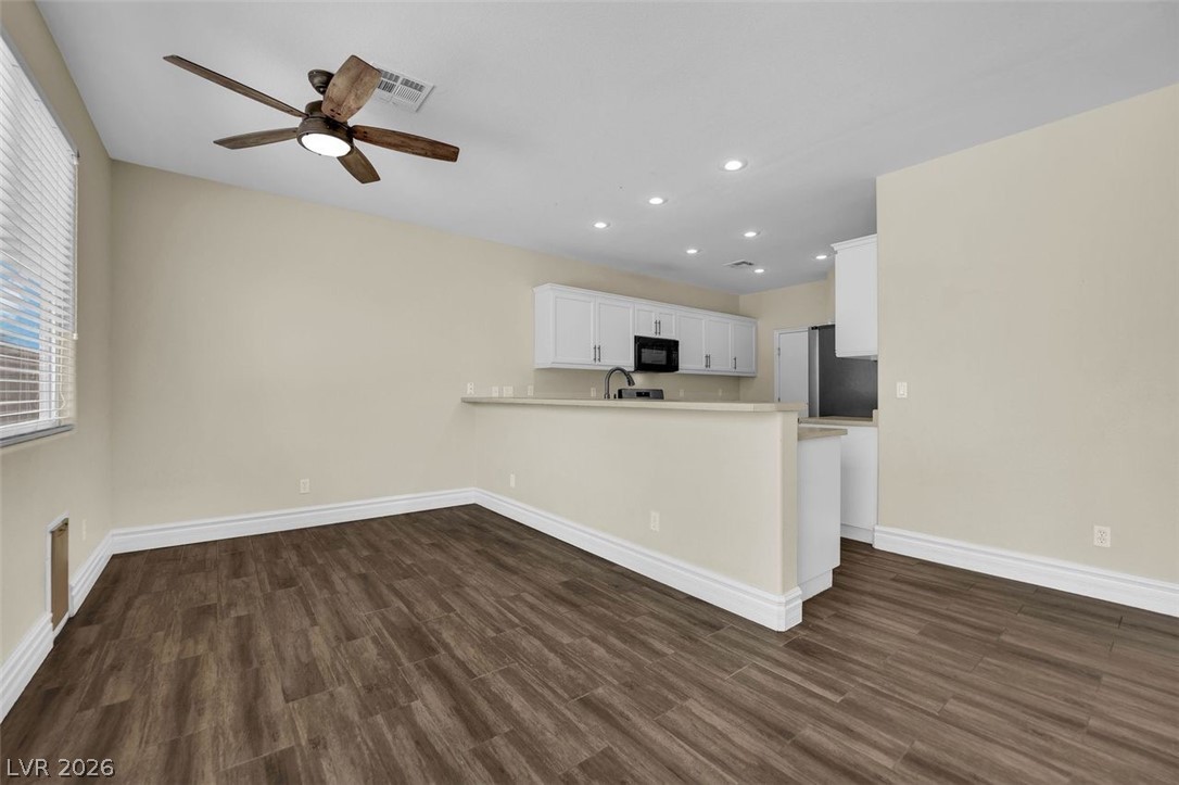 9782 Valmeyer Avenue Las Vegas NV 89148
