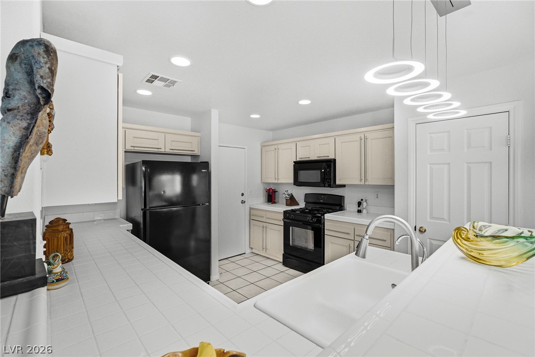 1472 Creslow Court 101 Las Vegas NV 89102