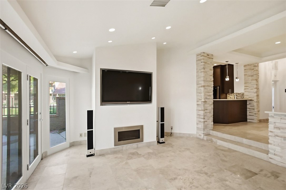 7146 Mission Hills Drive Las Vegas NV 89113