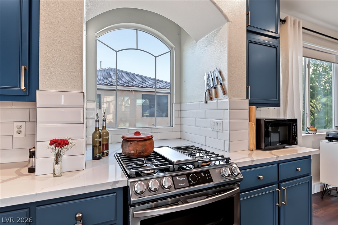 6013 Lazy Creek Avenue Las Vegas NV 89139