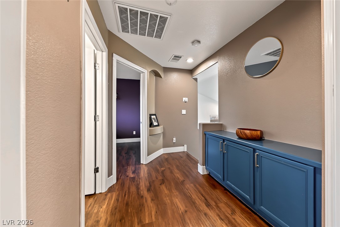 6013 Lazy Creek Avenue Las Vegas NV 89139