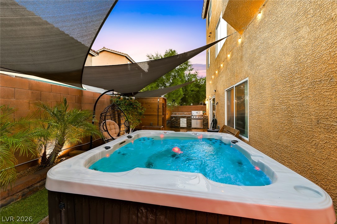 6013 Lazy Creek Avenue Las Vegas NV 89139