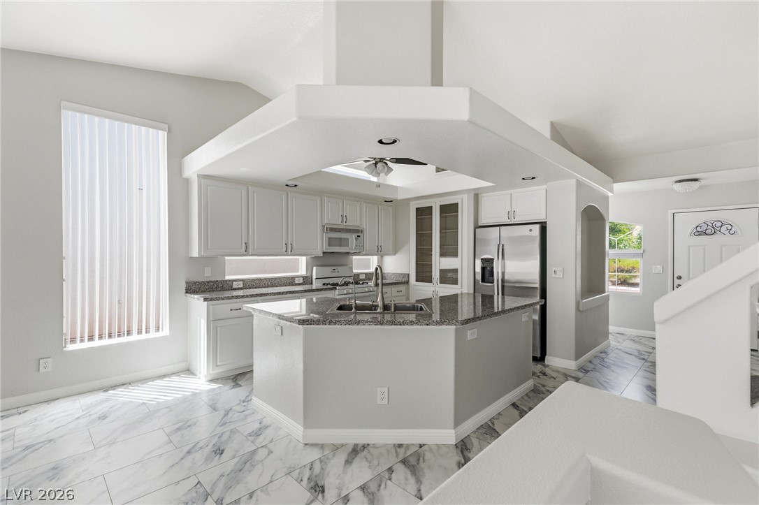 8721 Country View Avenue Las Vegas NV 89129