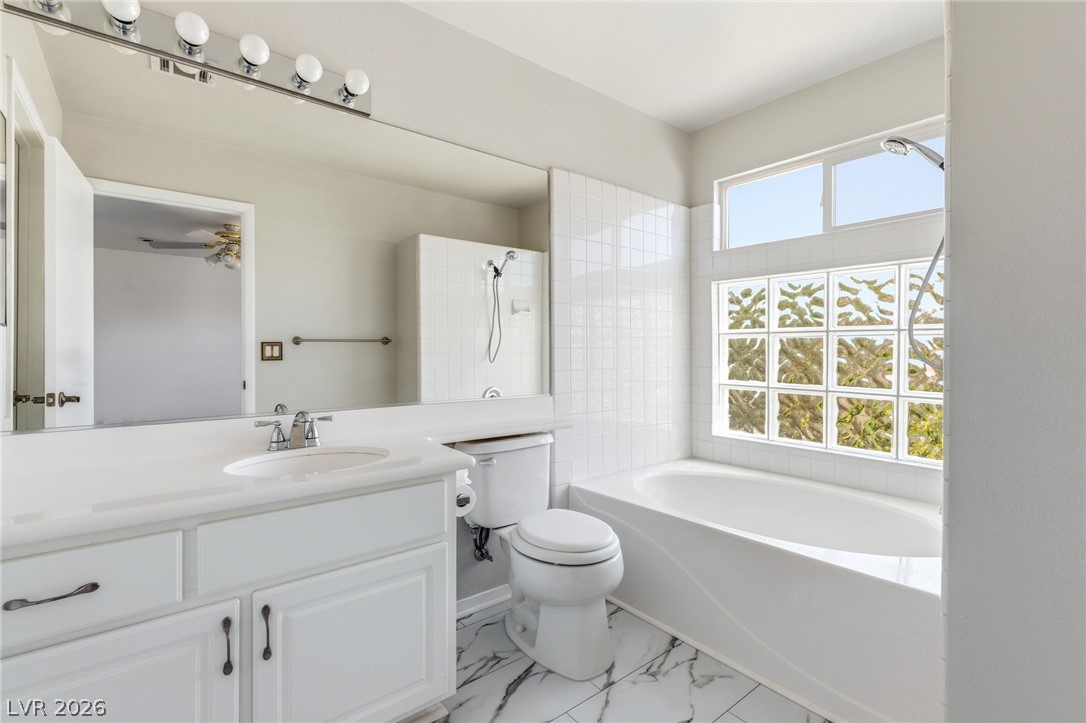 8721 Country View Avenue Las Vegas NV 89129