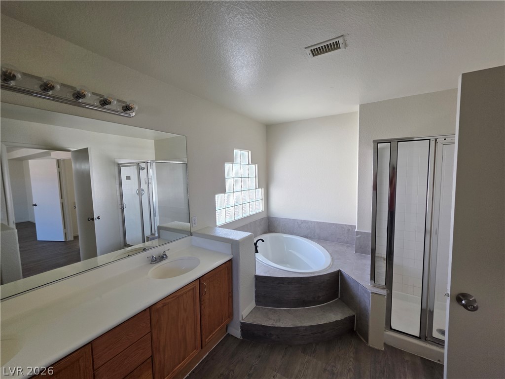 8829 Cornwall Glen Avenue Las Vegas NV 89129