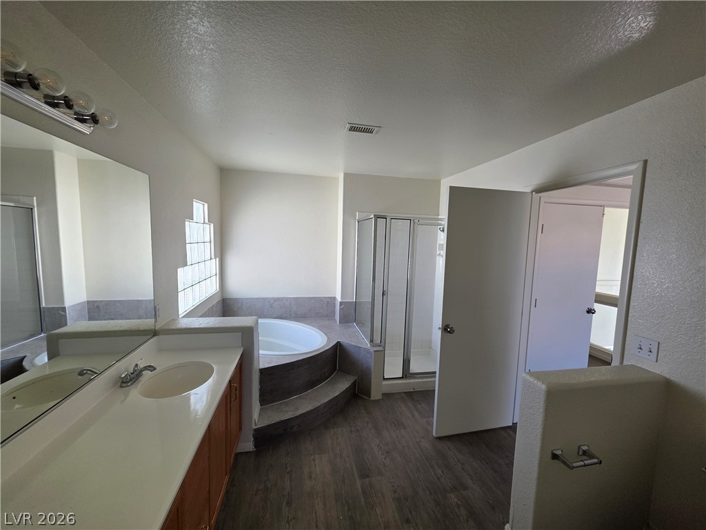 8829 Cornwall Glen Avenue Las Vegas NV 89129