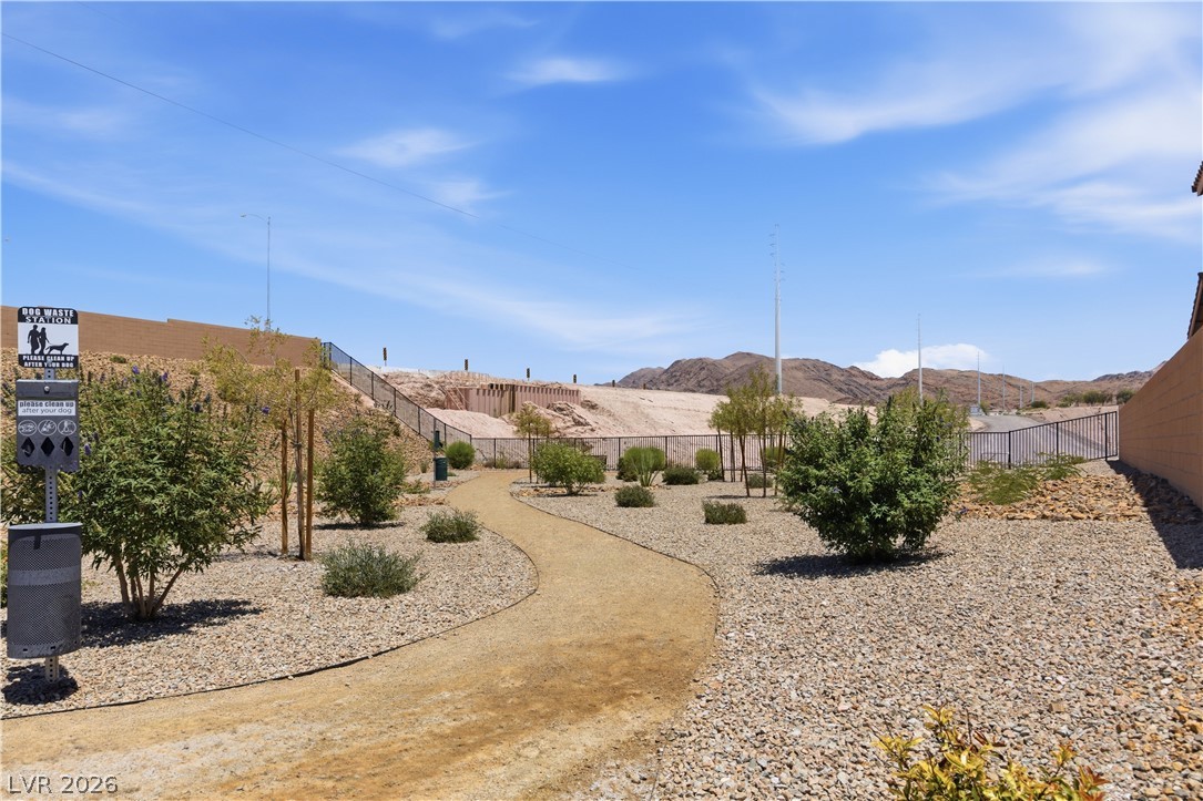 6808 Warthog Avenue Las Vegas NV 89156