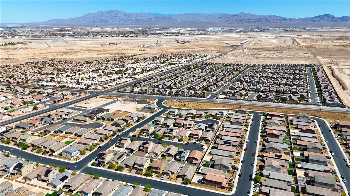 6808 Warthog Avenue Las Vegas NV 89156