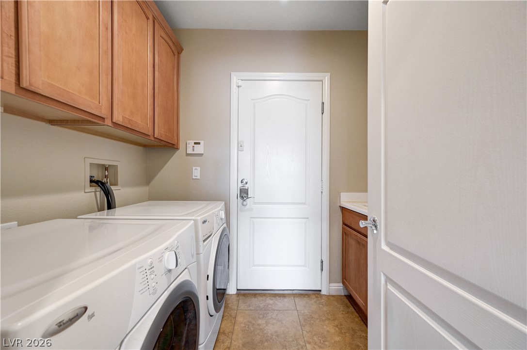 8232 Chimney Bluffs Street North Las Vegas NV 89085