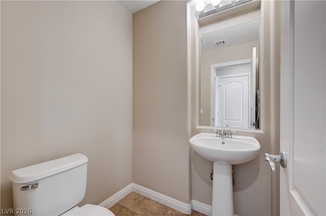 8232 Chimney Bluffs Street North Las Vegas NV 89085