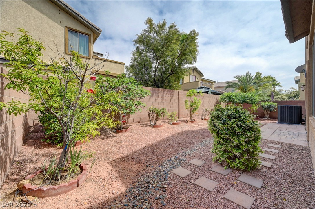 8232 Chimney Bluffs Street North Las Vegas NV 89085