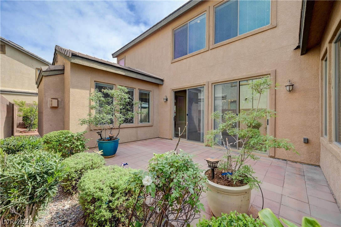 8232 Chimney Bluffs Street North Las Vegas NV 89085