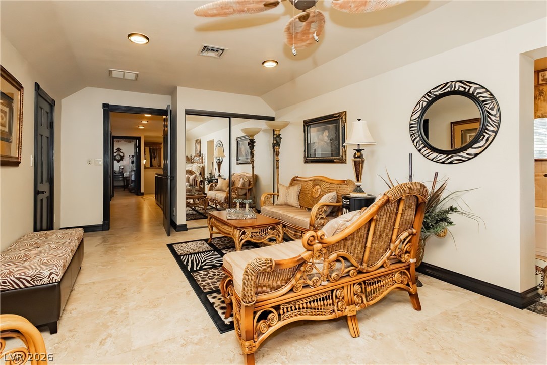 2835 South Buffalo Drive Las Vegas NV 89117