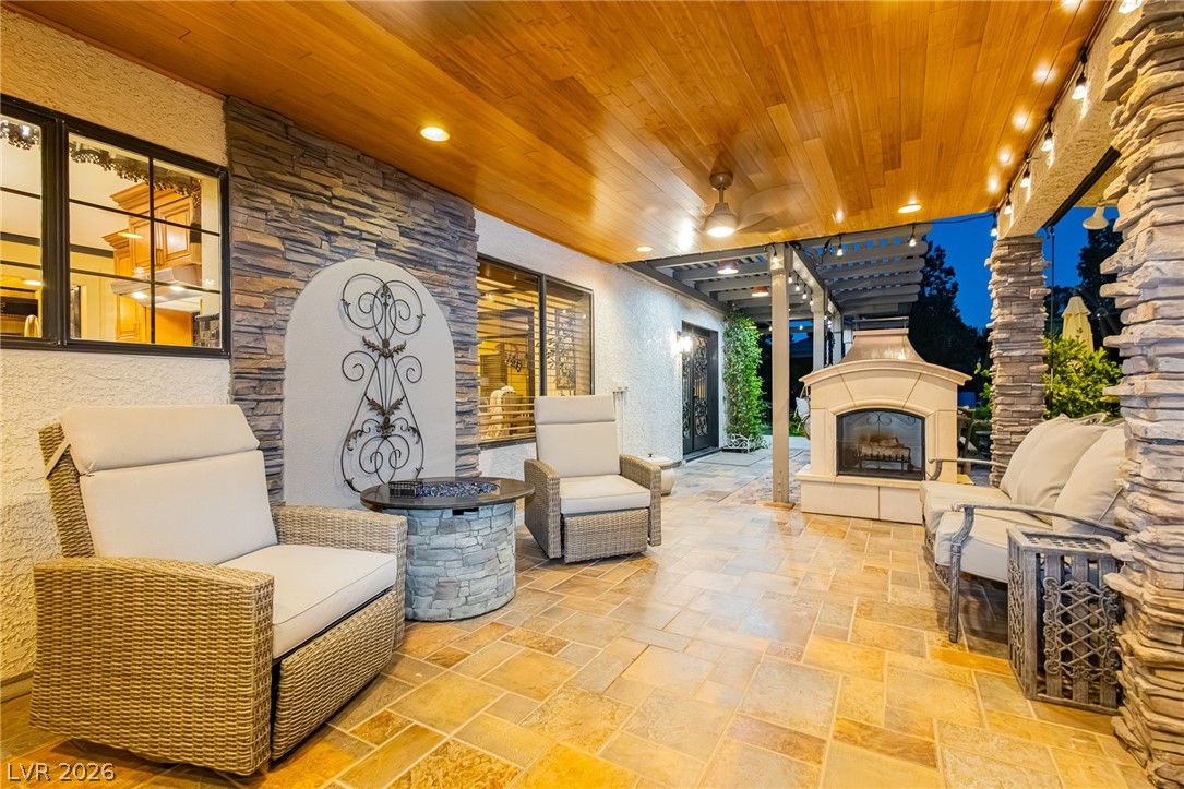 2835 South Buffalo Drive Las Vegas NV 89117