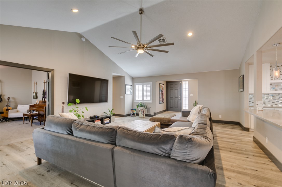 1909 Blackpool Circle Las Vegas NV 89128
