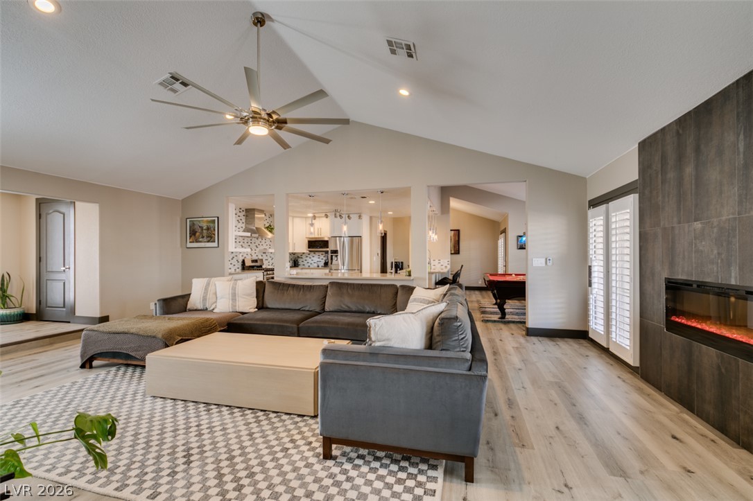 1909 Blackpool Circle Las Vegas NV 89128