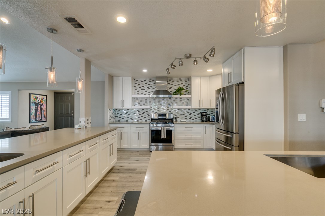 1909 Blackpool Circle Las Vegas NV 89128