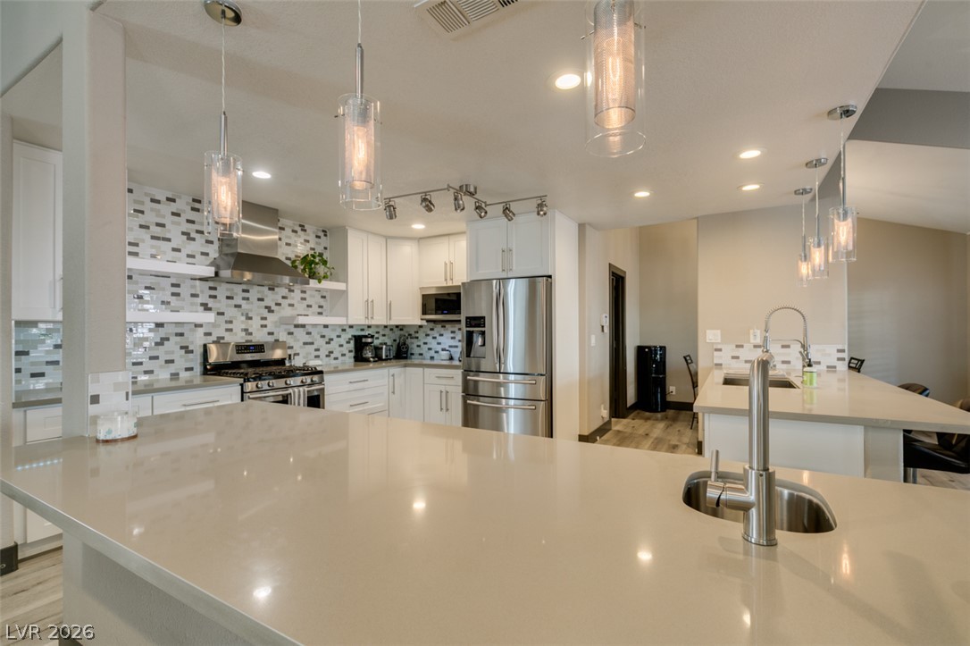 1909 Blackpool Circle Las Vegas NV 89128