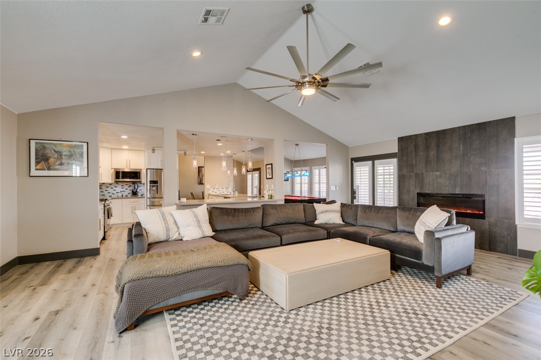 1909 Blackpool Circle Las Vegas NV 89128