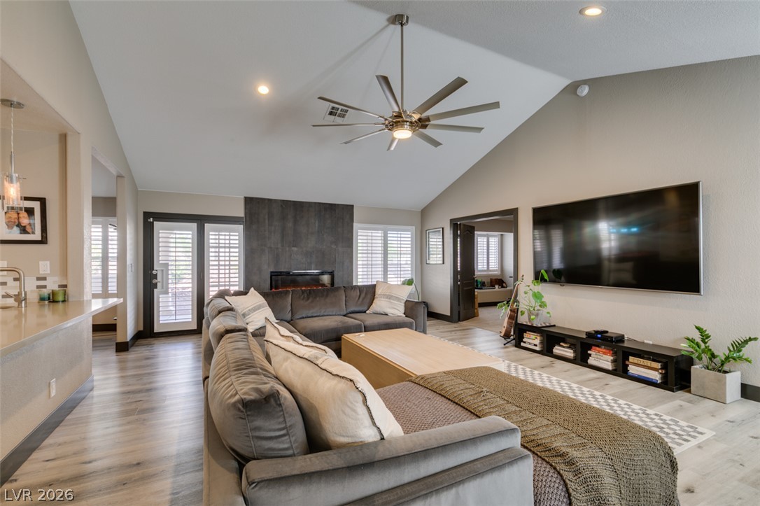 1909 Blackpool Circle Las Vegas NV 89128