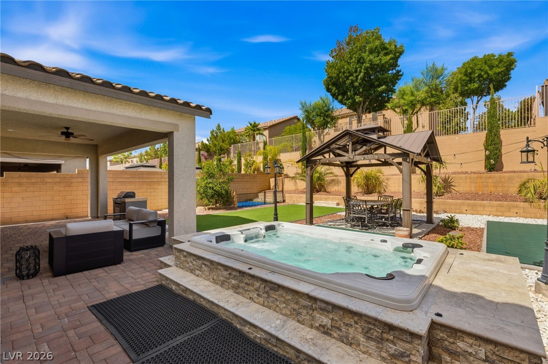 7461 Tucker William Street Las Vegas NV 89149