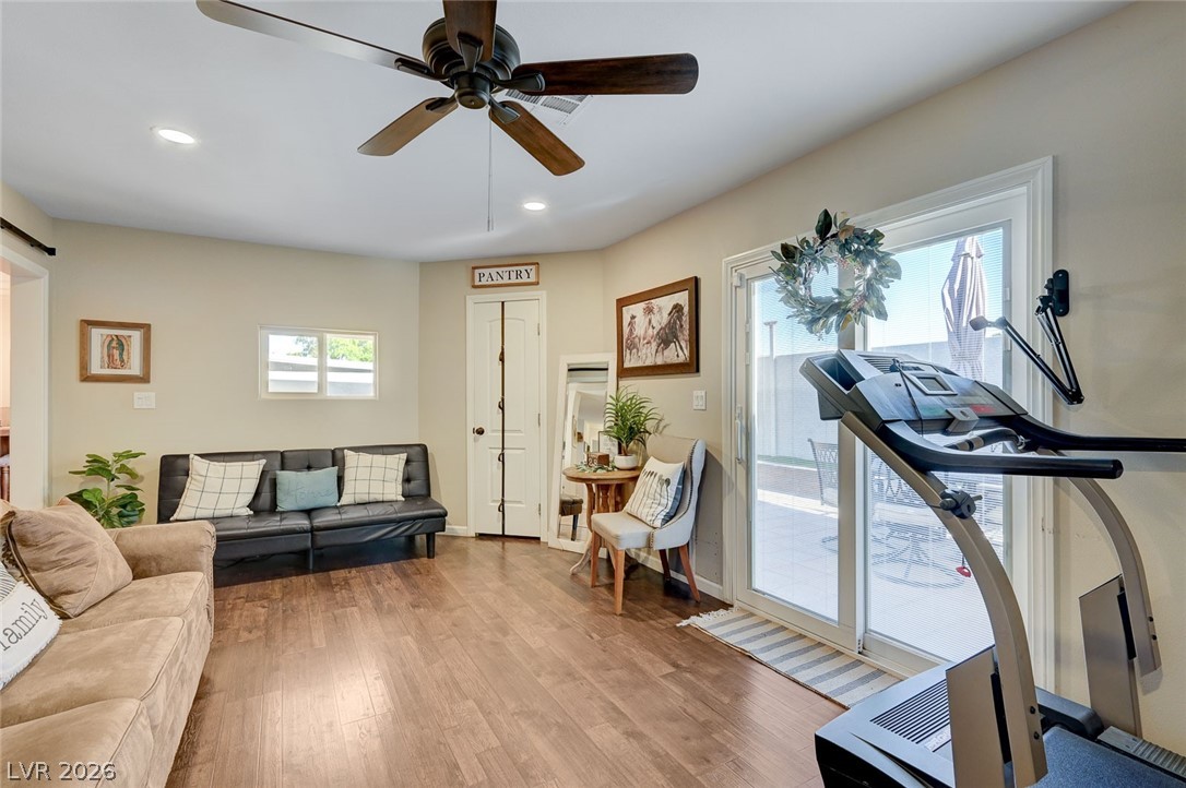 6317 Molino Street Las Vegas NV 89108