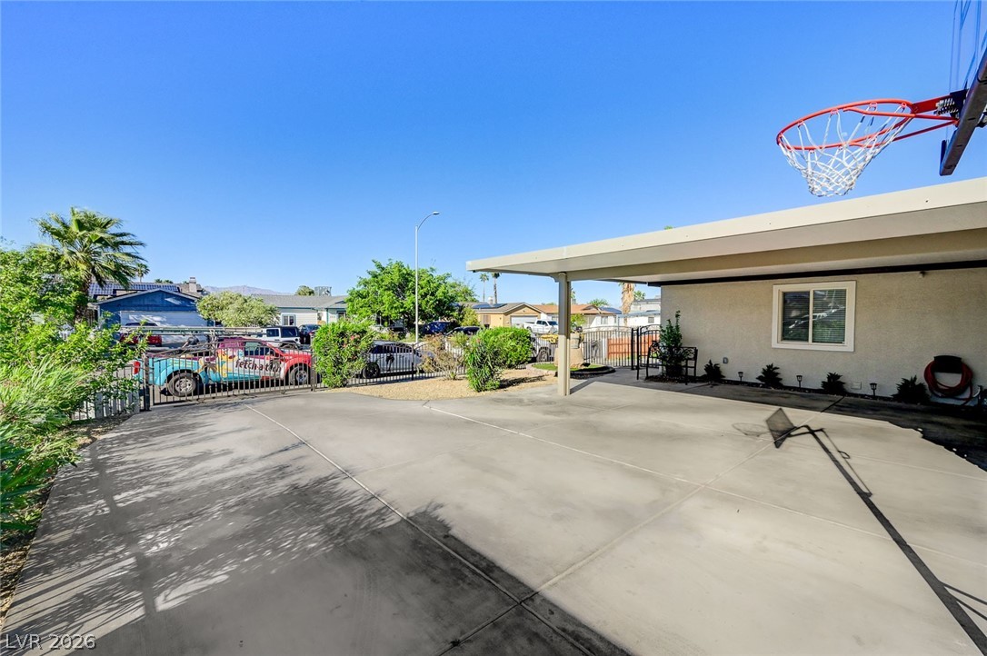 6317 Molino Street Las Vegas NV 89108