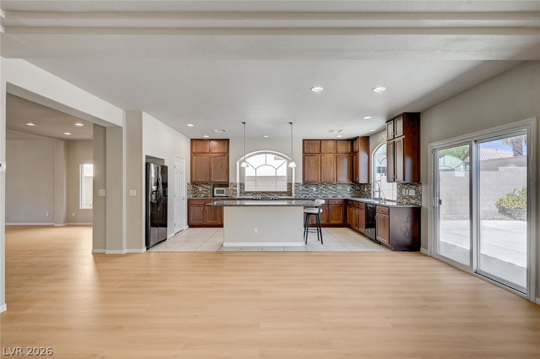 5562 Yarra Valley Avenue Las Vegas NV 89139