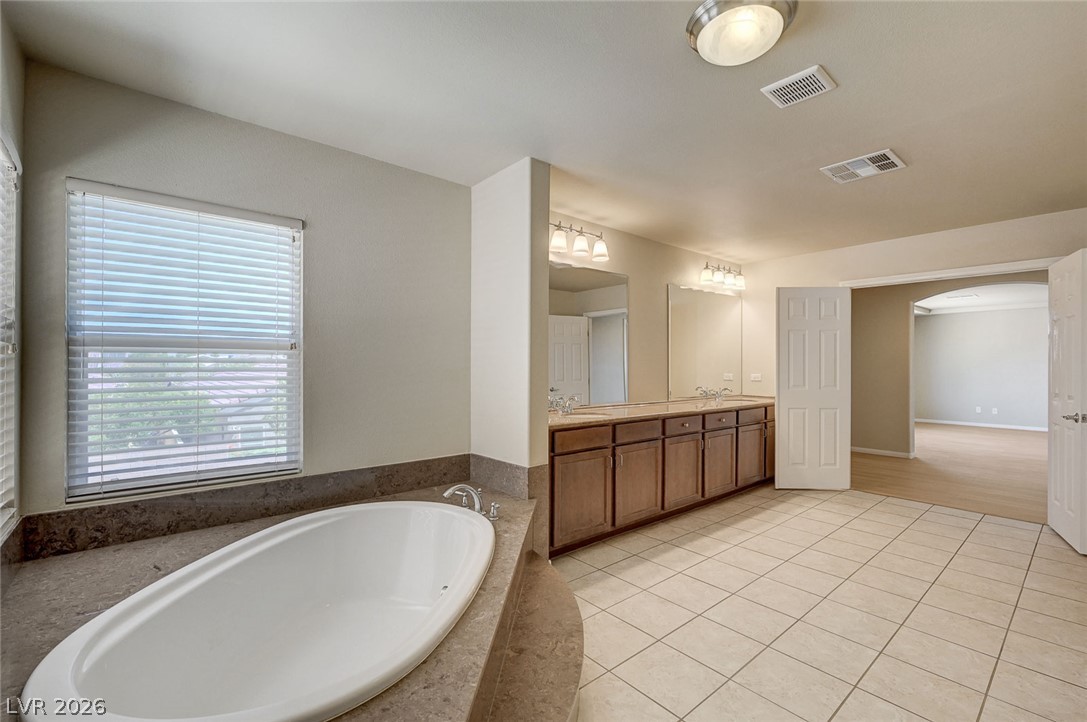 5562 Yarra Valley Avenue Las Vegas NV 89139
