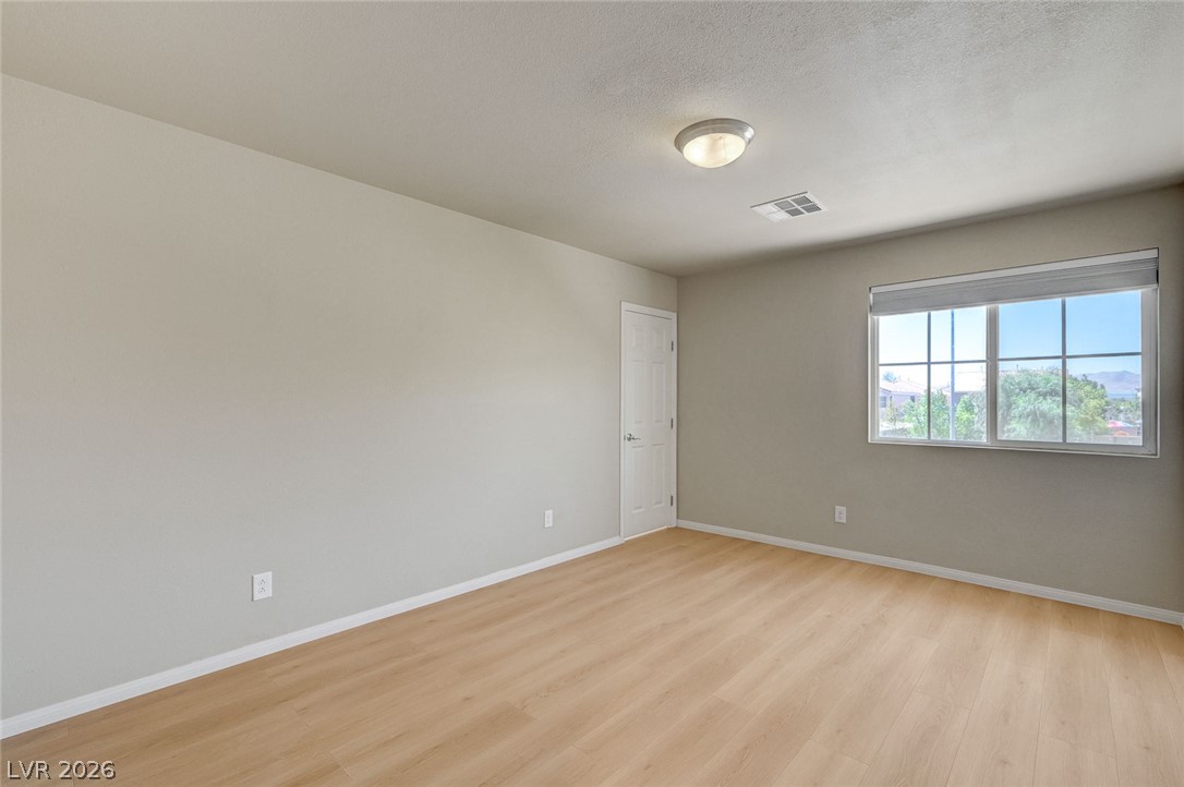 5562 Yarra Valley Avenue Las Vegas NV 89139