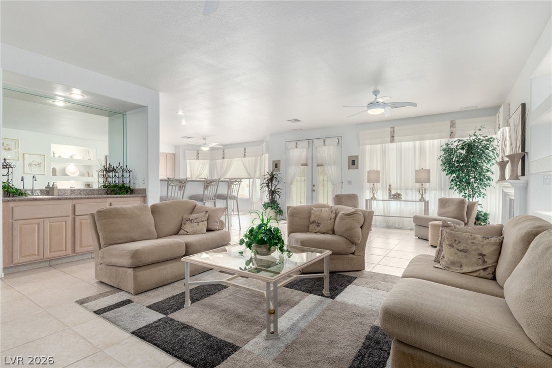 1708 Desert Fort Street Las Vegas NV 89128