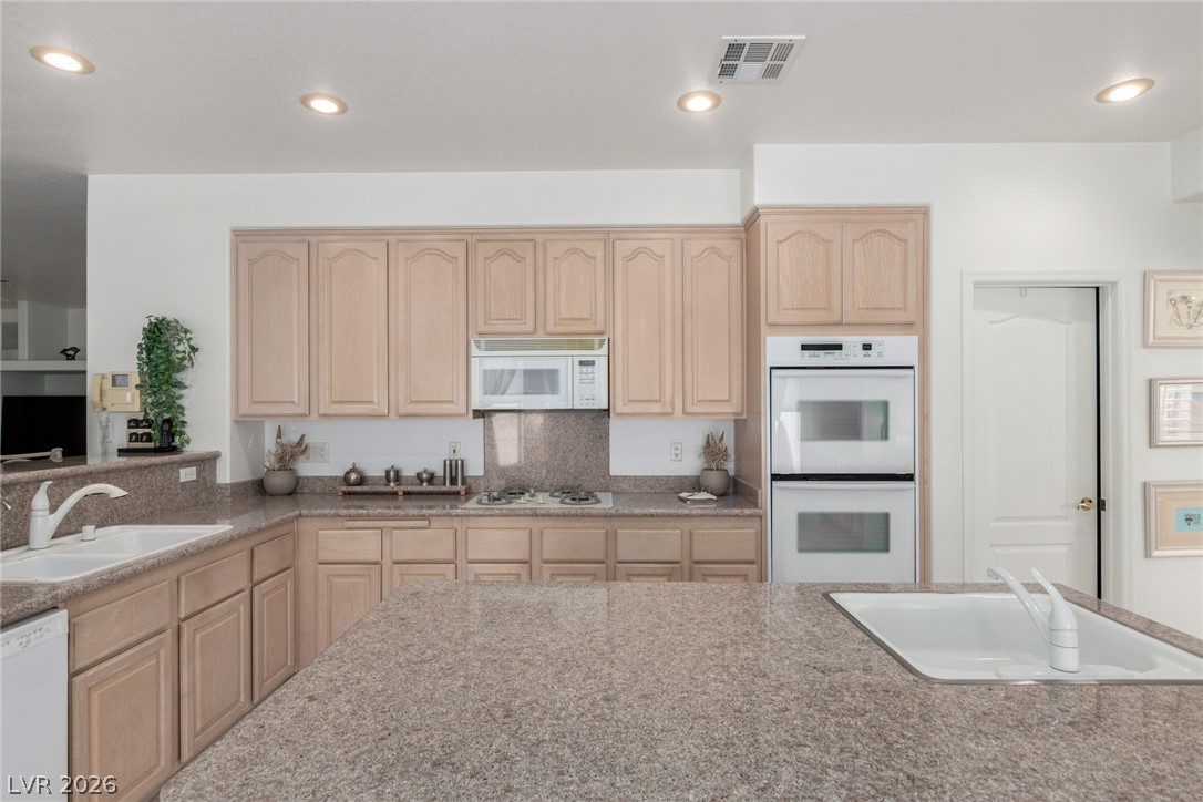 1708 Desert Fort Street Las Vegas NV 89128