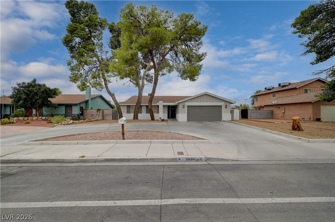 2829 North Michael Way Las Vegas NV 89108
