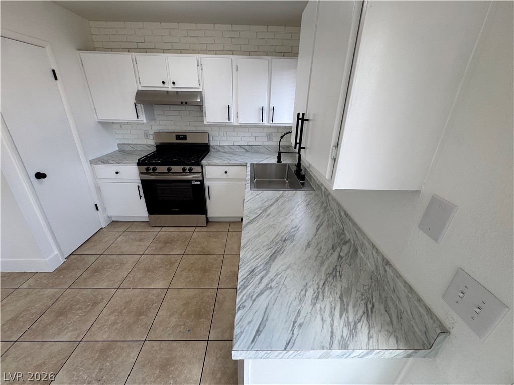4048 Maple Hill Road Las Vegas NV 89115