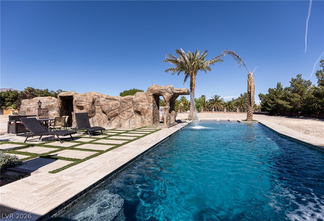 7635 Balsam Street Las Vegas NV 89131