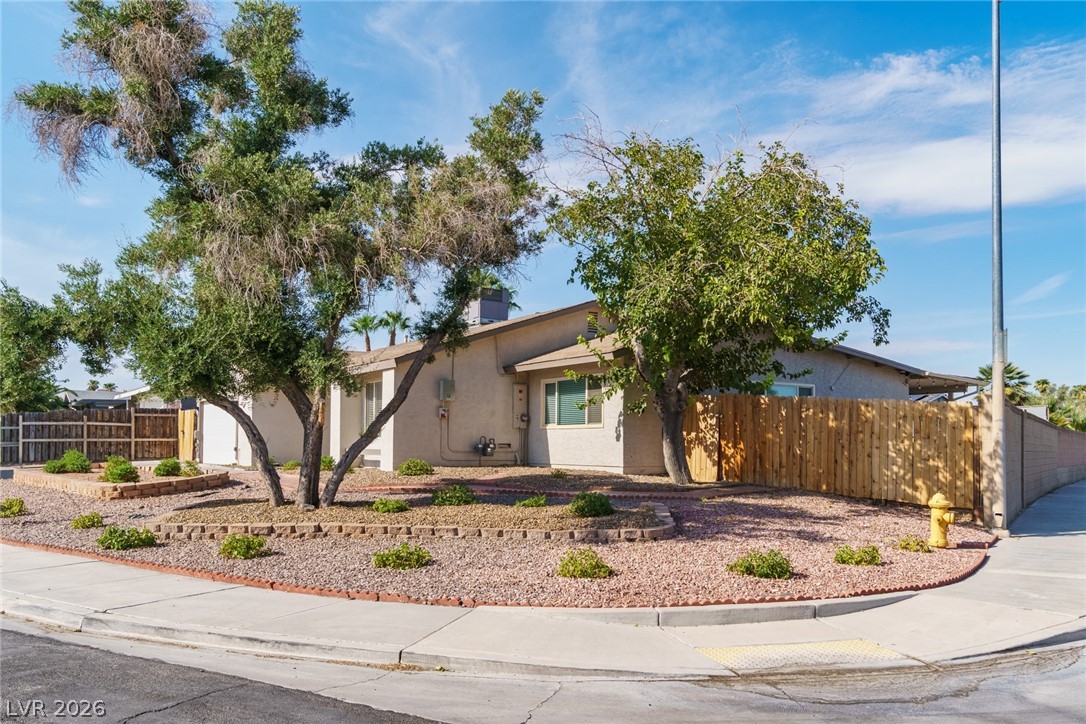 5551 Corral Circle Las Vegas NV 89119