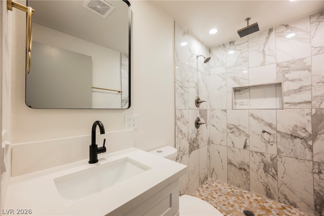 308 Duke Circle Las Vegas NV 89107
